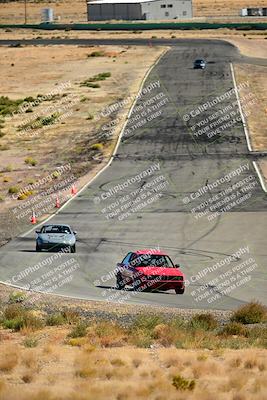 media/Oct-18-2025-Extreme Speed (Sat) [[d6d7e1fef1]]/Group 3 Purple/Session 3 (Turn 1)/